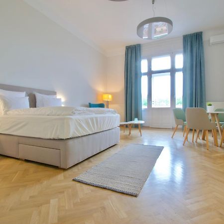 Europest Luxury Suites Budapeşte Dış mekan fotoğraf